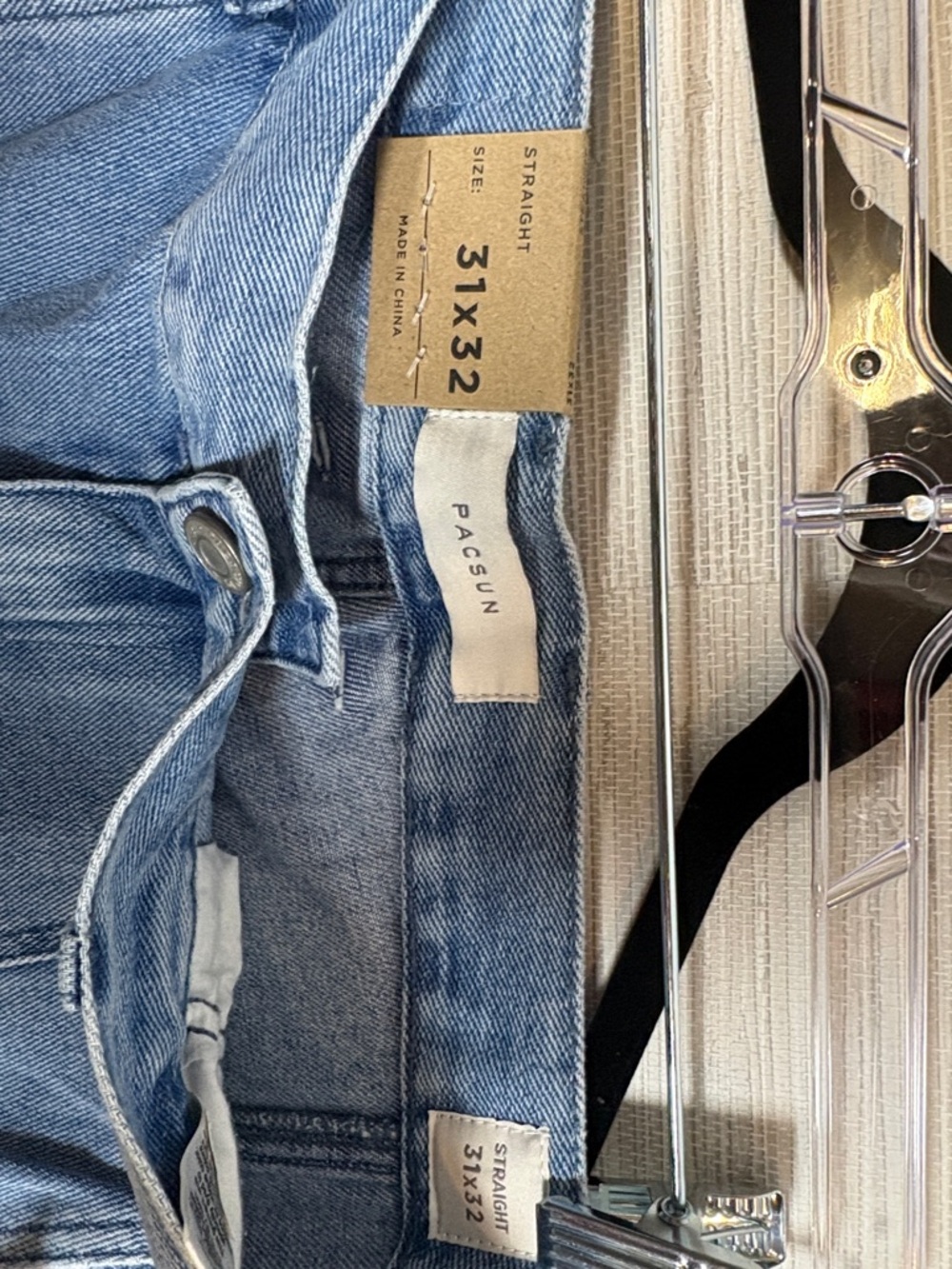 PacSun Men's Light Wash Denim Cargo Pants - Picture 4 of 5